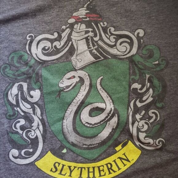 Harry Potter Slytherin Crest Dark Gray Short Sleeve T-Shirt RN# 115665 - Picture 2 of 4